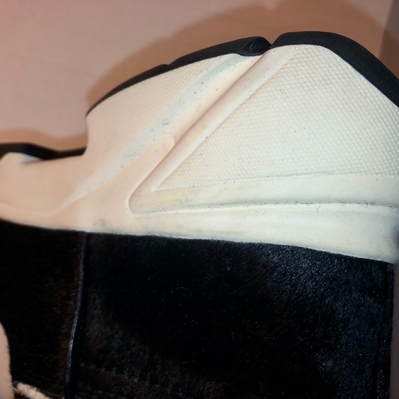 NWT Dingo Women’s Safari Zebra Calf Hair Leather Sneaker Booties black size 9 M - Picture 12 of 16